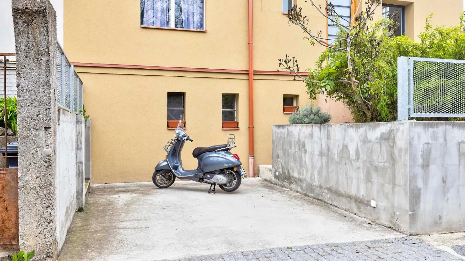 פראג Luxury&Spacious 140M2 Two Floor Rooftop Apartment