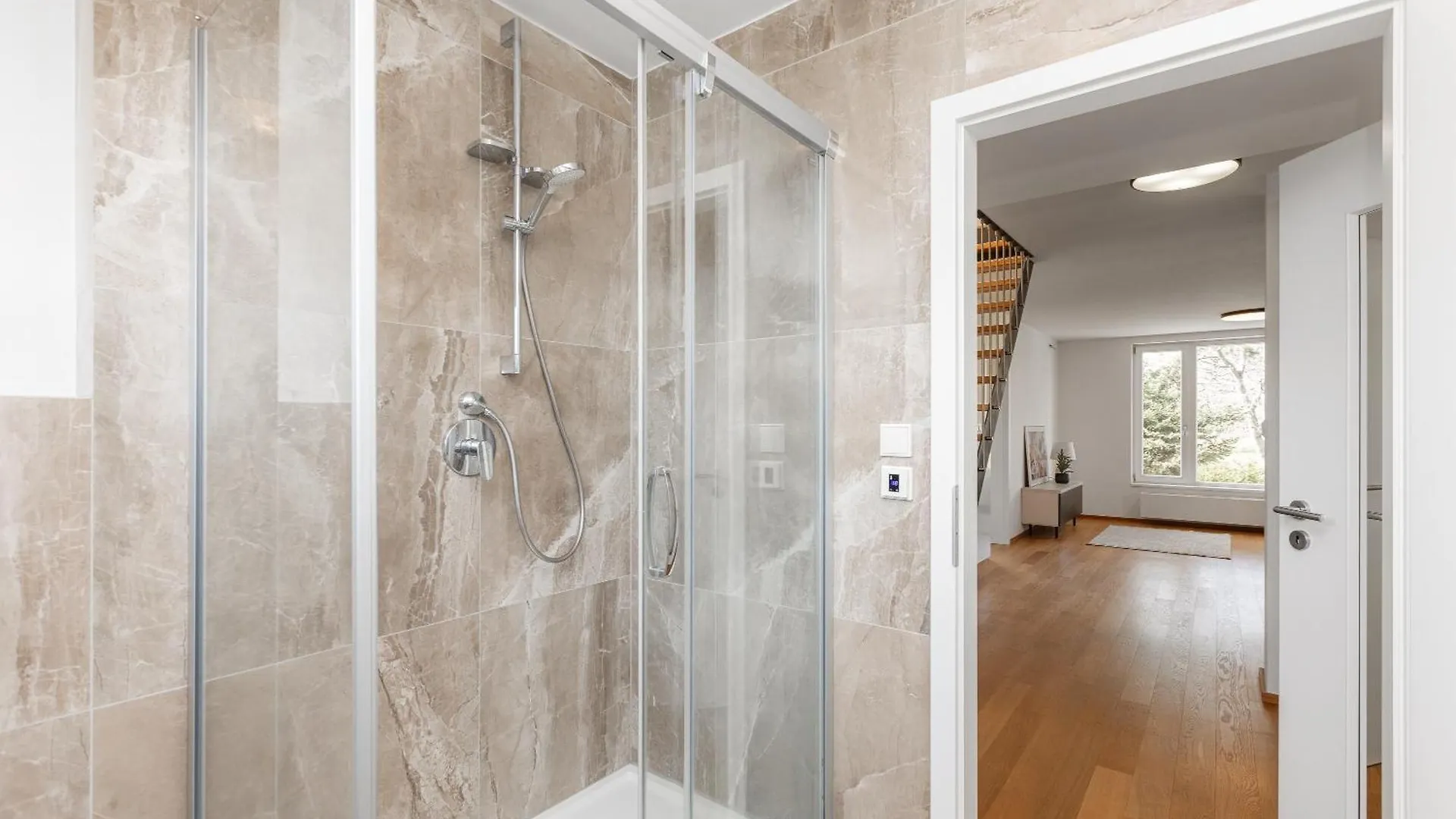 פראג Luxury&Spacious 140M2 Two Floor Rooftop Apartment