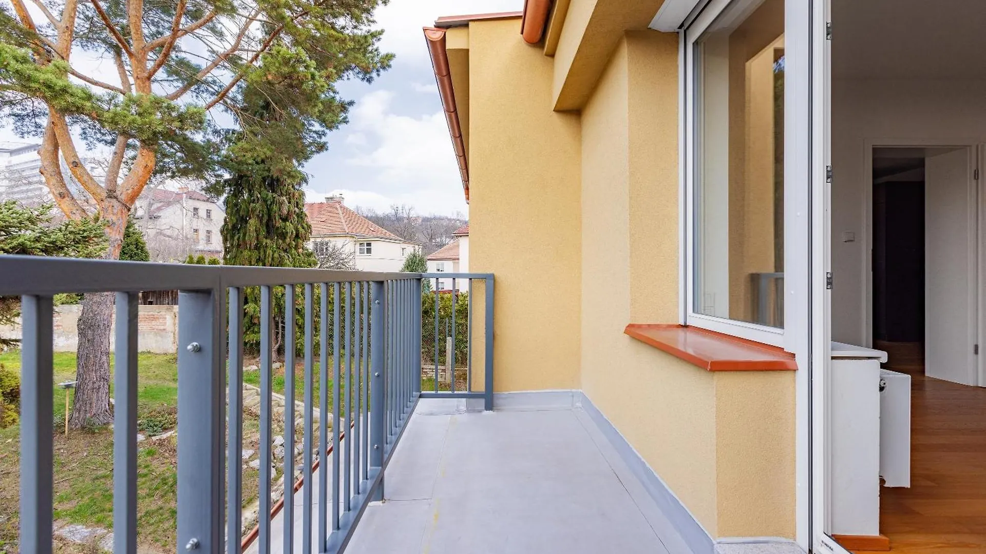 פראג Luxury&Spacious 140M2 Two Floor Rooftop Apartment 0*,  צ'כיה