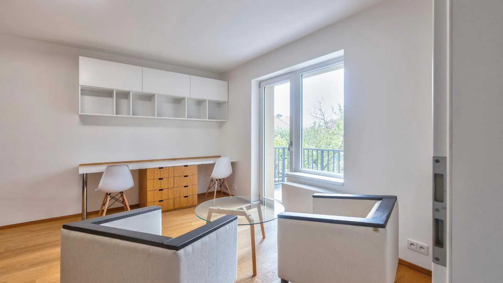 Luxury&Spacious 140M2 Two Floor Rooftop Apartment براغ جمهورية التشيك